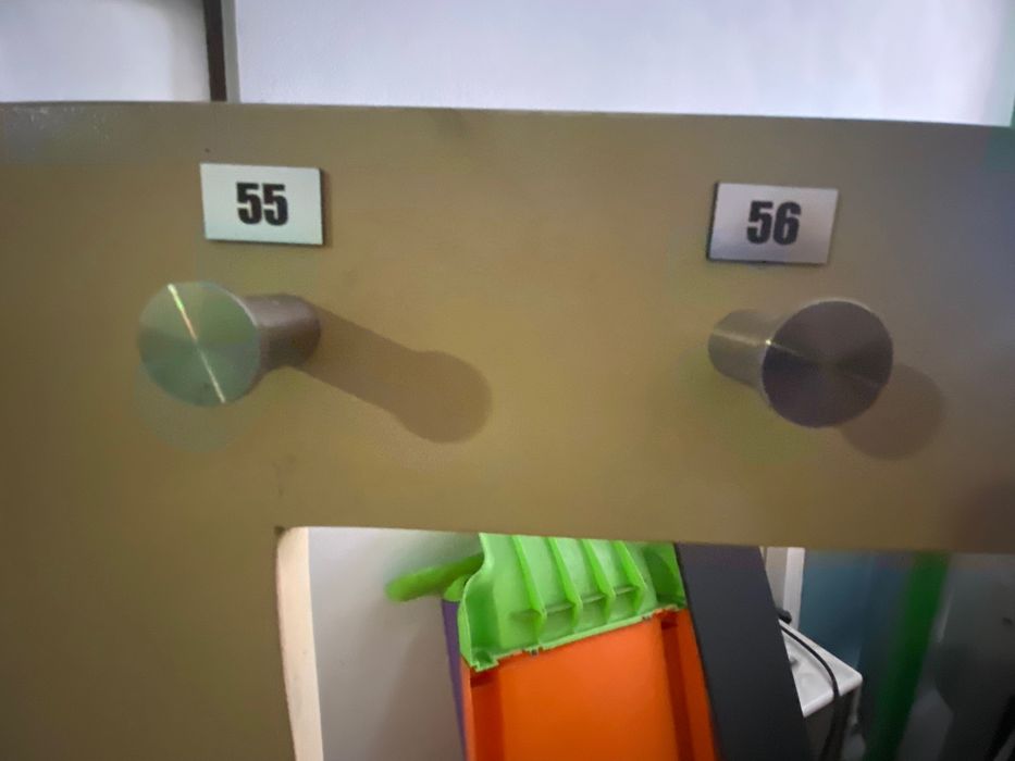 3 armários para calçado e roupa