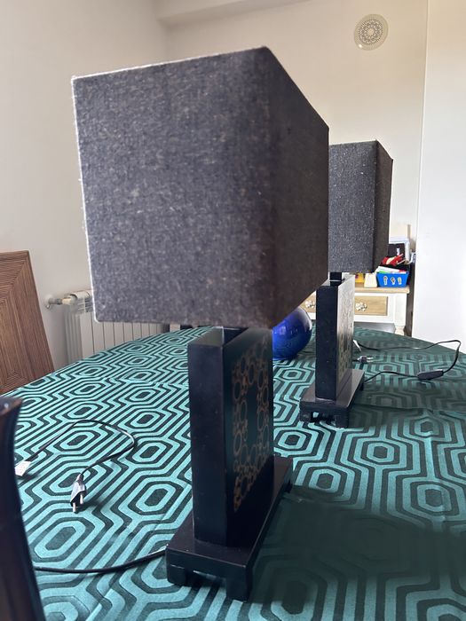 Candeeiros com abajur loja do gato preto. Usados