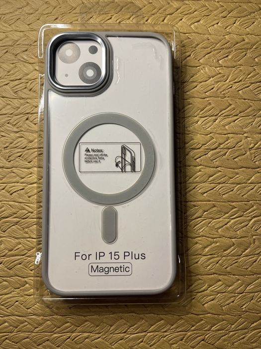 Etui na telefon iPhone 15 Plus / MagSafe - nowe