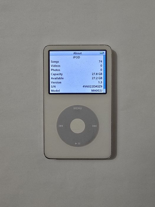 Плеєр Apple iPod Classic 5th gen 30GB White