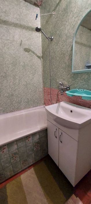 Здам квартиру на Харківській є все необхідне меблі та техніка