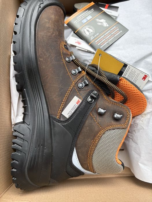 Buty Beta 42 NOWE