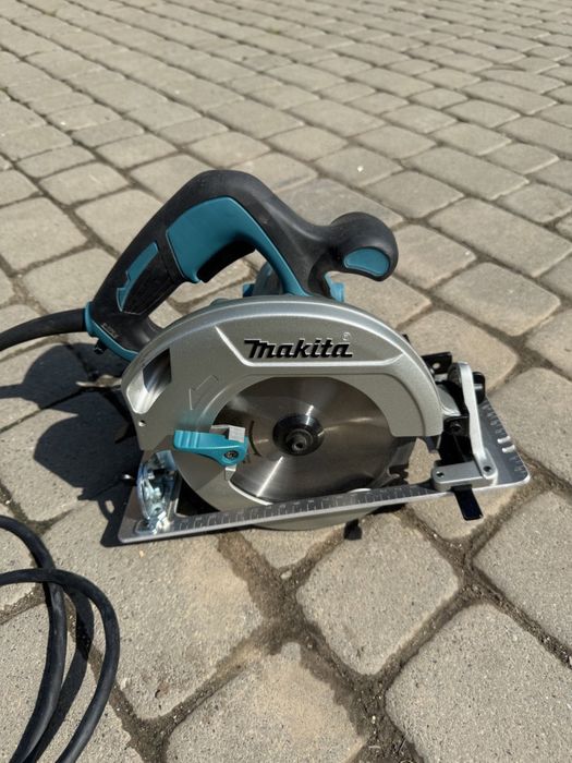 Дискова пила makita HS6601 паркетка циркулярна пила