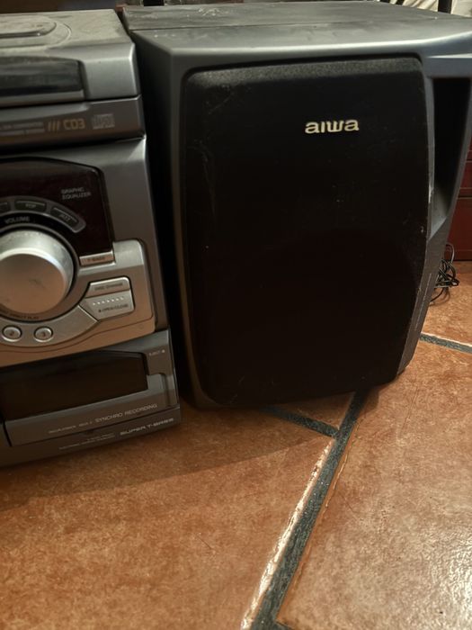 Aparelhagem AIWA em bom estado a funcionar bem