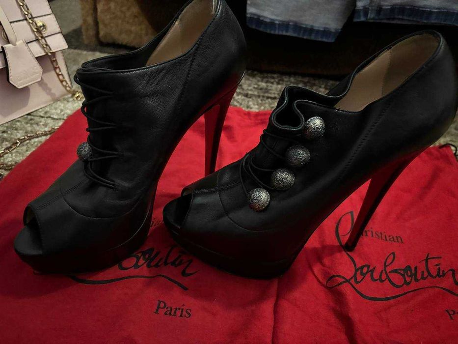 Christian Louboutin 39 (Original)