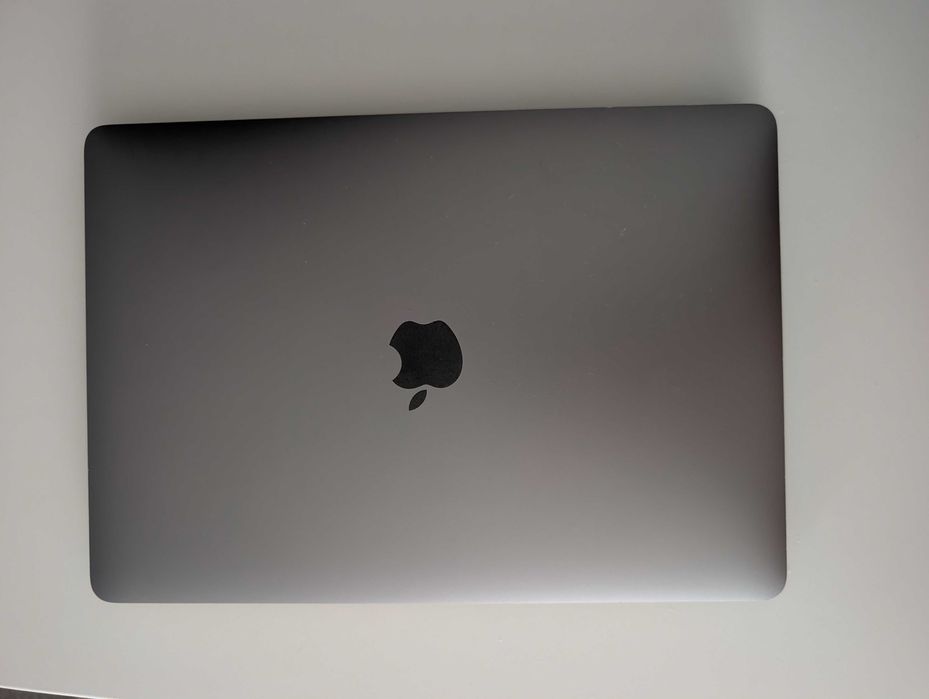 Apple MacBook Air 13" (2018/2019) MRE82 - Core i5 / 8GB RAM / 256GB SSD (Cinzento Sideral)