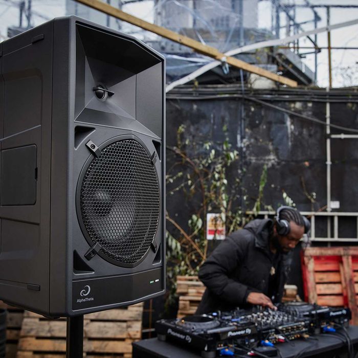 Wynajem Głośnika Akumulatorowego Bluetooth, Kolumny na Baterie Wawa