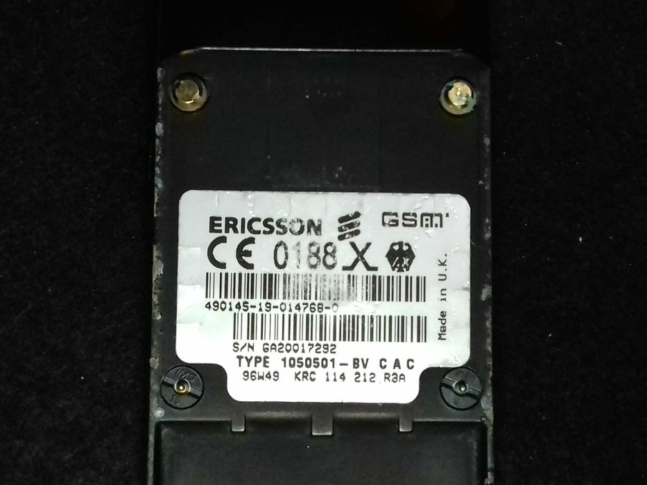 Telemóvel Ericsson GH 388, com carregador, original, 1996