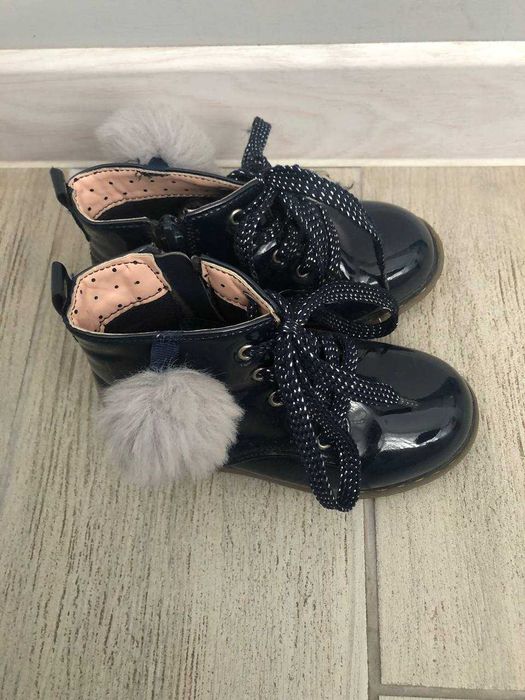 Черевички для дівчинки