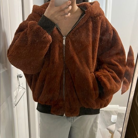 Куртка-бомбер від ZARA