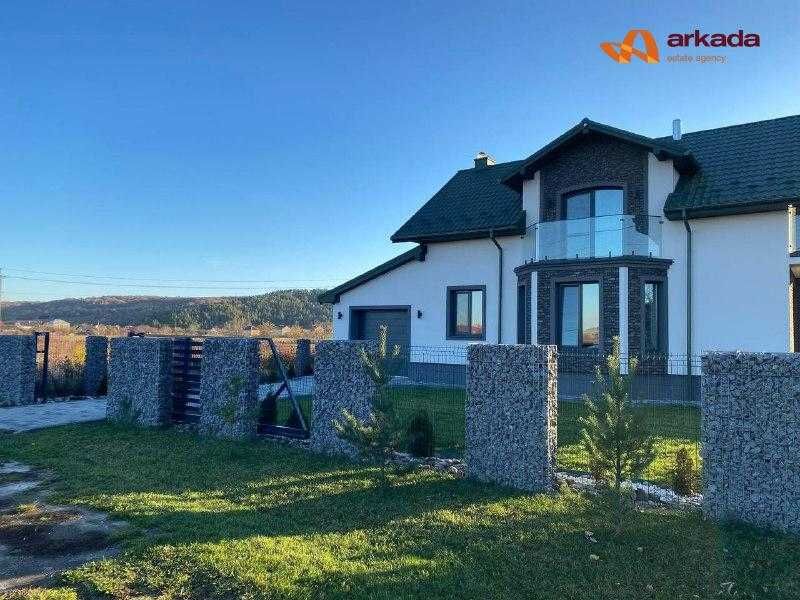 Продаж будинку з ремонтом біля Івано-Франківська (18 сот землі)