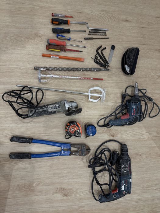 LOTE COMPLETO — 2 MÁQUINAS BOSCH FUNCIONAIS + DEZENAS DE FERRAMENTAS E ACESSÓRIOS