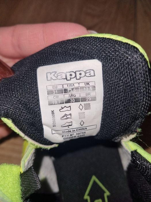 Buty sportowe, halówki, na salę KAPPA r. 31