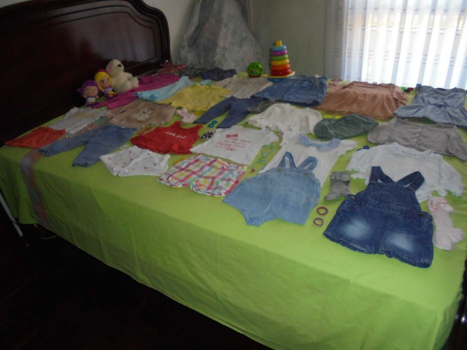 lote de roupa de menina bebé o jogo das rodas