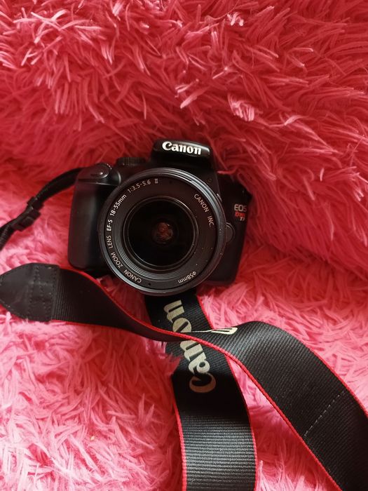Фотоапарат Canon