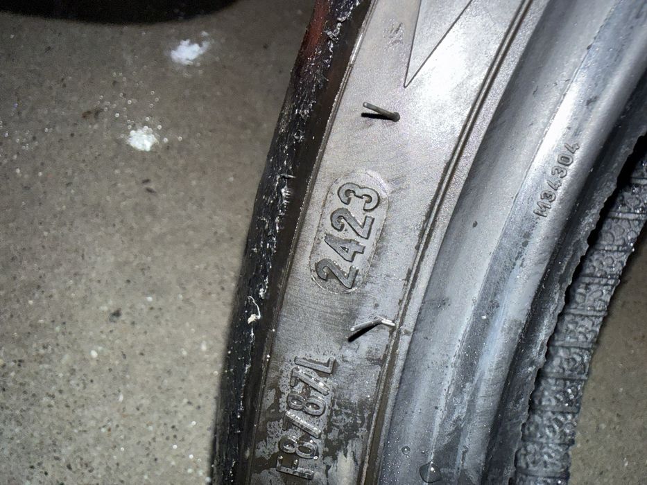 Резина мото 180/55/17 та 120/70/17
