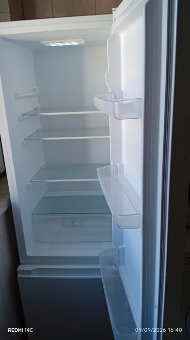 Frigorífico novo