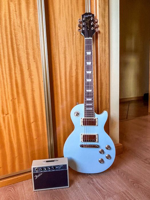 Guitarra Elétrica + Mini Amplificador + Cabo + Bolsa — Kit Completo!