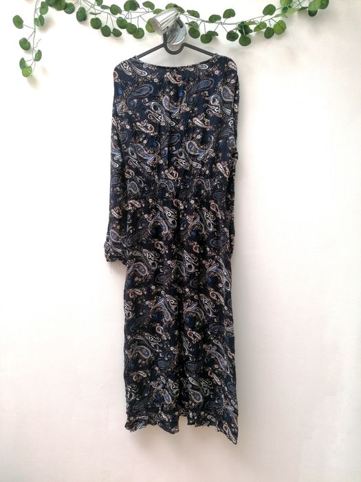 Vestido Azul Escuro com Cornucópias