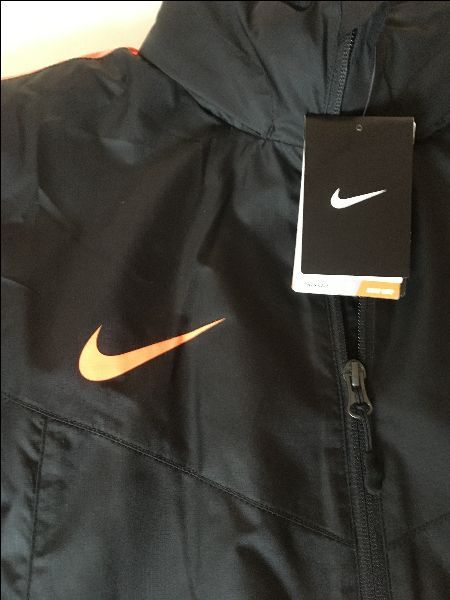 Kurtka Nike Storm-Fit NOWA