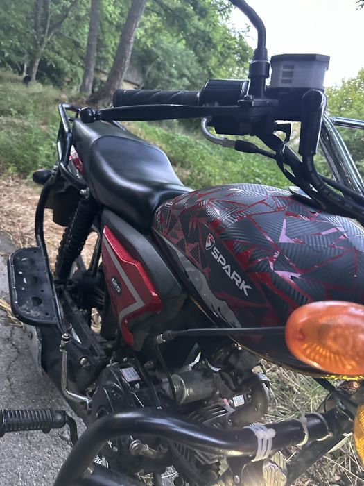 Продам спарк 125 майже  в ідельному стані
