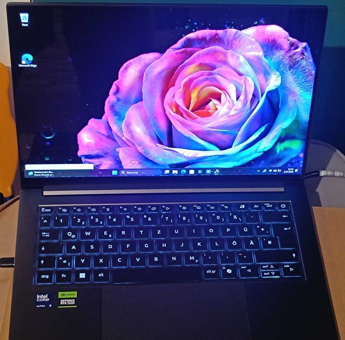 Acer Swift SFX14-73G - U9-285H, RTX 5070, 32GB Ram, 2TB SSD, OLED dotykowa - jak nowy