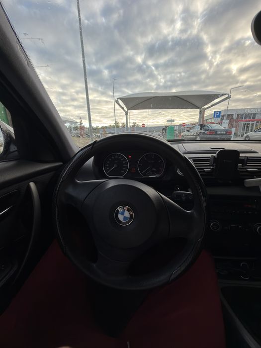 BMW 116d    2000 celindrada 2010