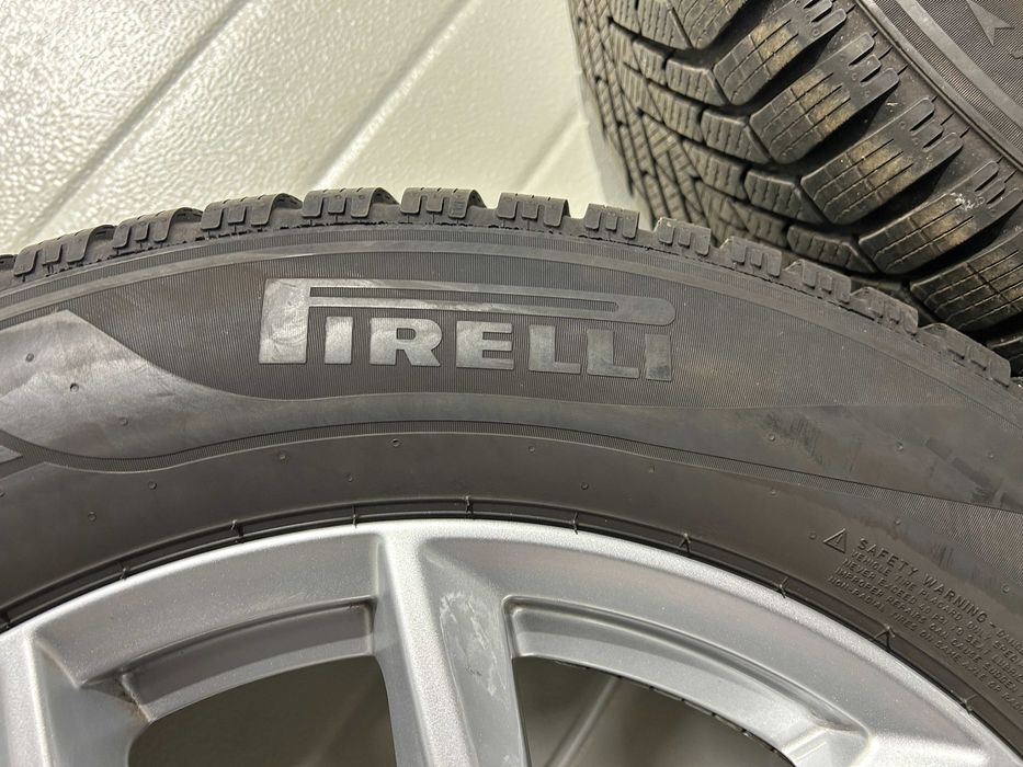 Oryginalne koła zimowe FELGI 18 VOLVO XC60 II Pirelli 235/60R18 2025r. 7,5mm jak NOWE