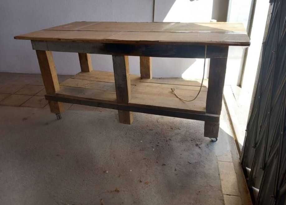 Bancada/mesa de trabalho