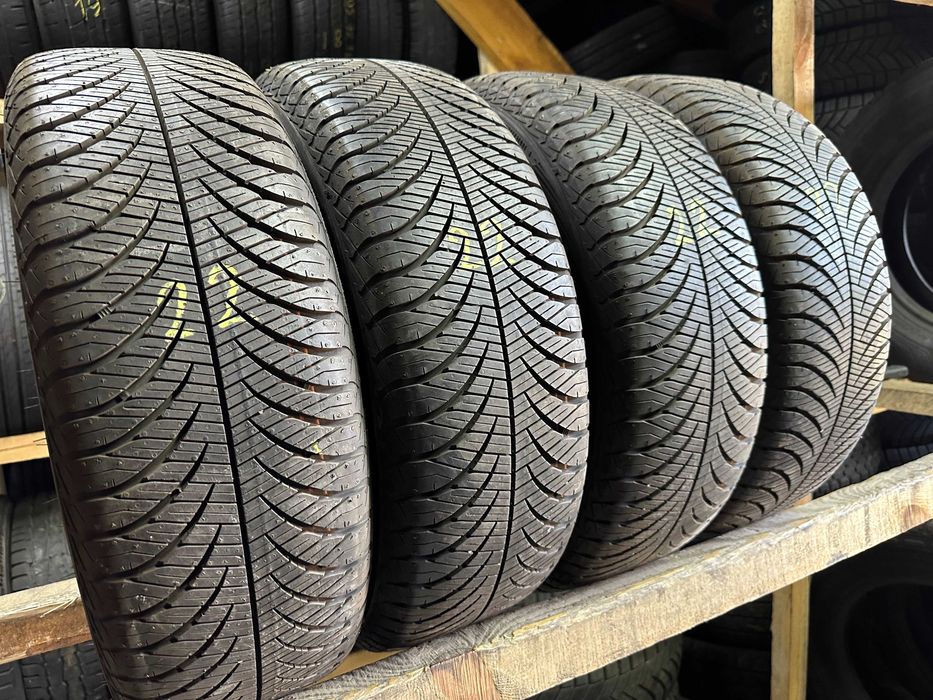 Шини всесезонні 185/60R15 Goodyear Vector 4Seasons GEN-2 2022