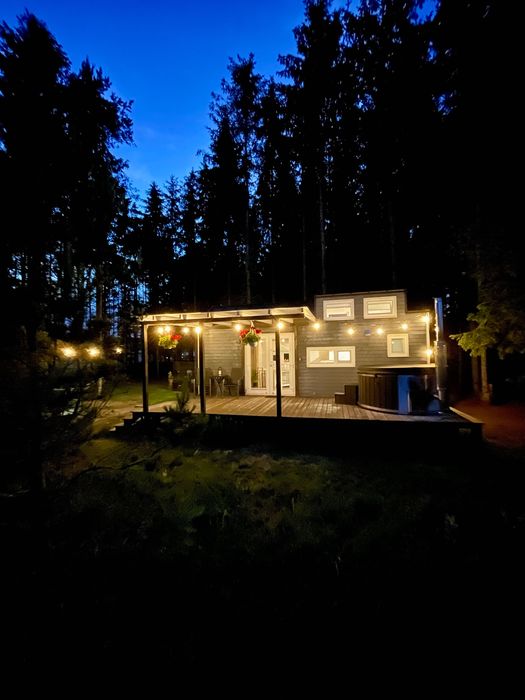 Domek na wynajem w lesie z jacuzzi – Tiny House Bory Tucholskie