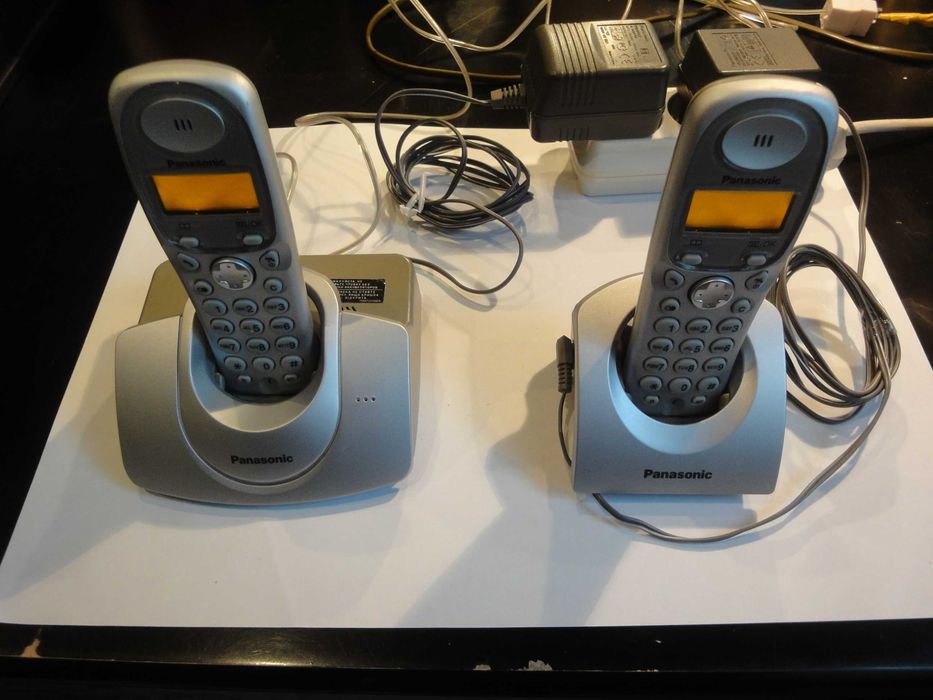 Цифровий бездротовий телефон Panasonic KX-TG1108UAS, Комплект TWIN