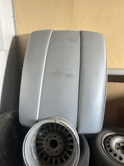 Автомобільний багажник на рейлінги