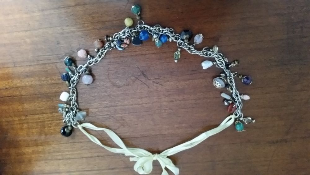 Colar pedras brasileiras!