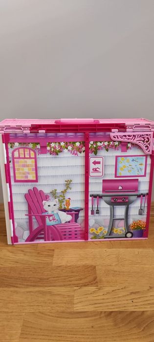Rozkładany Domek Walizka Barbie