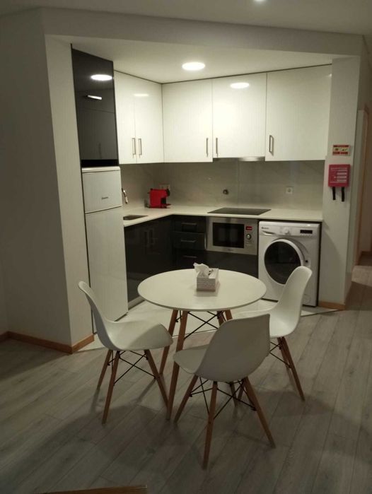 Apartamento T1  Porto junto ao metro