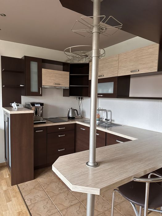 Aneks kuchenny stół w zestawie