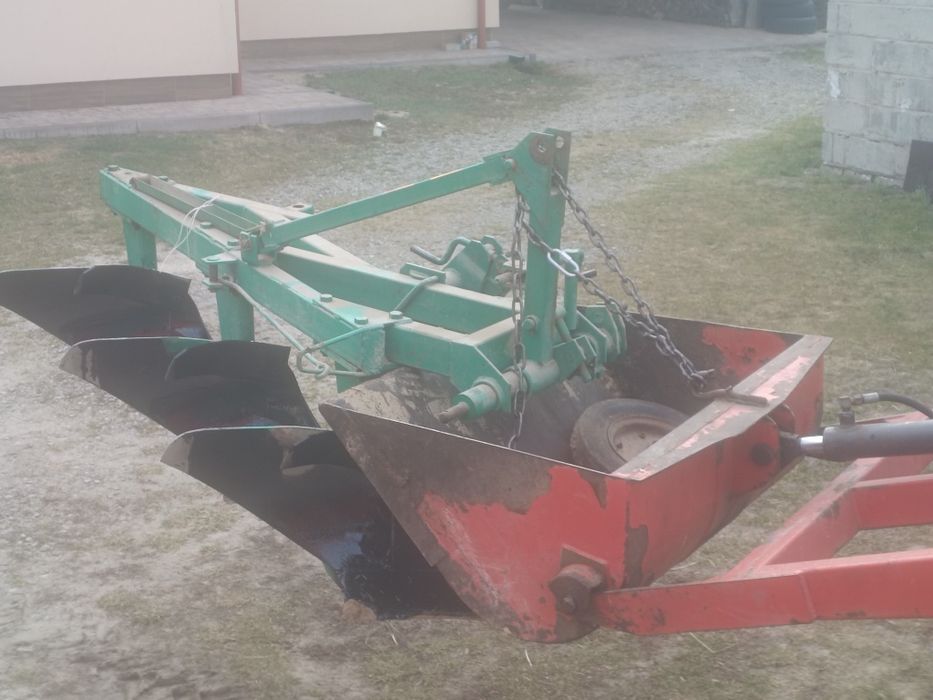 Pług Grudziądz 4 skibowy