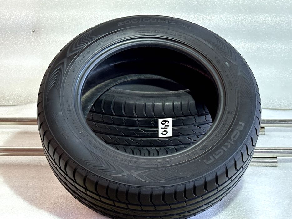 205/60 R15 Nokian