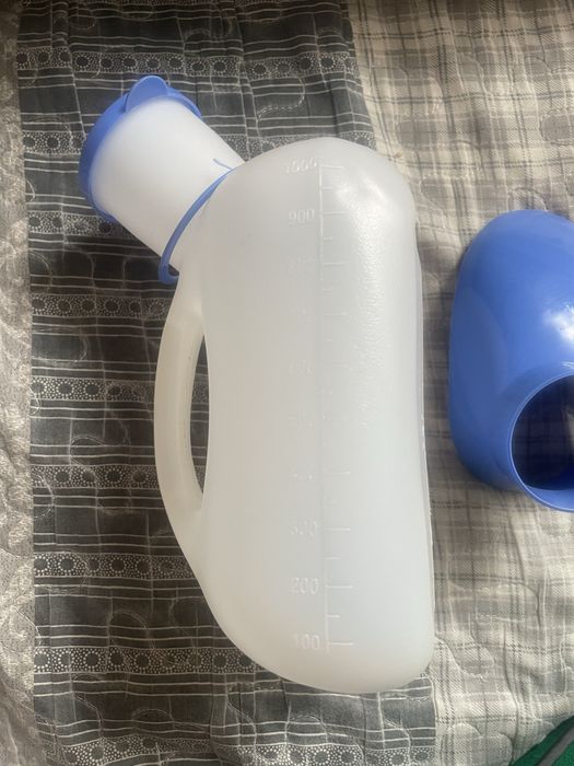 Kaczka nocnik do sikania dla panów i pań z zakrętką 1000ml