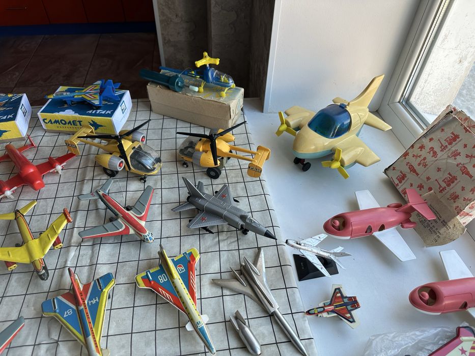 Ігрушка ссср Машинка Літак