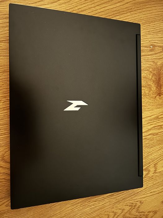 Acer Nitro V16 , RTX5070