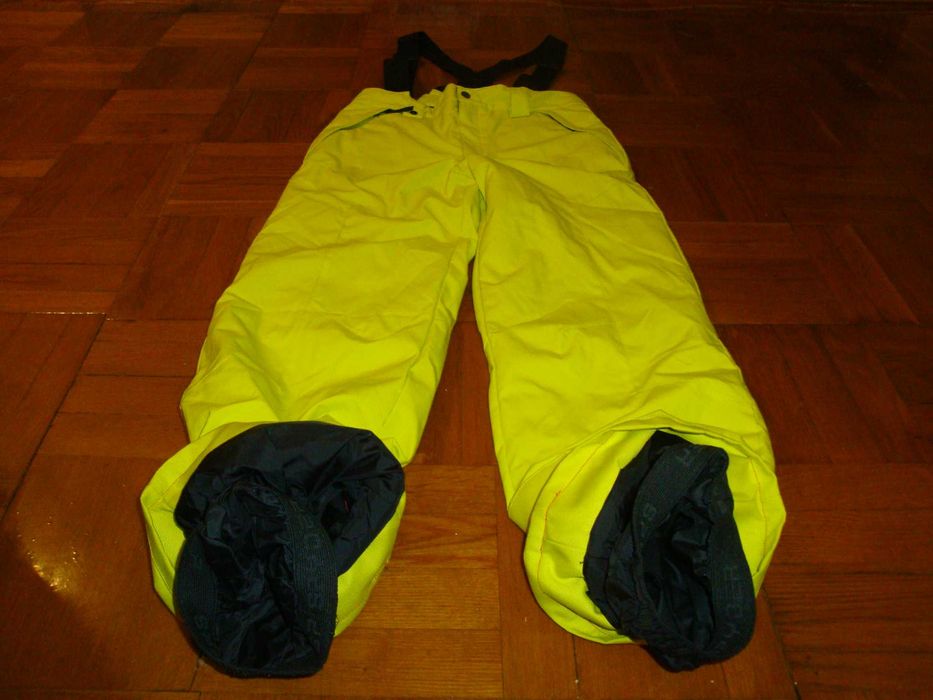 Костюм лыжный YIGGA-SPYDER на девочку , 148-154 см/ 8-11 лет