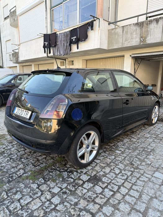 Fiat stilo 1.9 JTD 3p 5 lugares