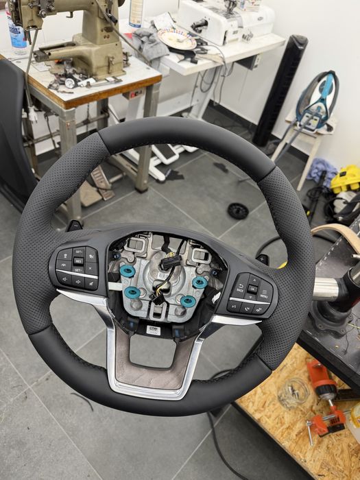 Obszywanie kierownic | Skóra, Alcantara | Tapicerstwo Samochodowe