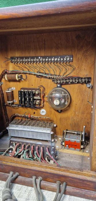 Stara centrala łącznica telefoniczna CB-10 - 1971r. z czasów PRL - zabytek