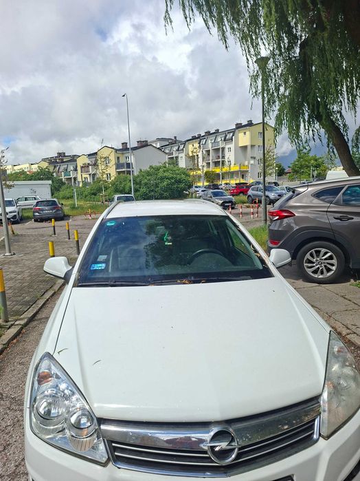 Samochód Opel Astra