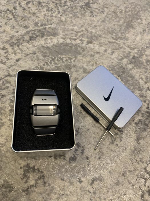 Nike D-Line シルバー nike d line y2k - купить наручные часы - Цена на OLX.ua
