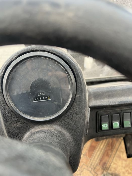 Лінде 3.0D 2004 року