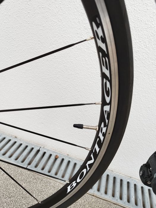 Bicicleta estrada trek madone